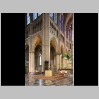 Cathédrale de Reims, chevet, north side and north transept, mcid.mcah.columbia.edu,2.png
